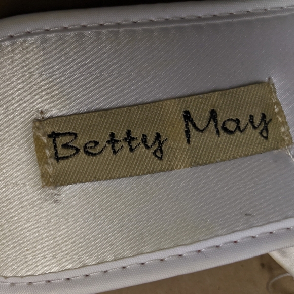 Real Vintage Floral Embroidered Silk Women's Slippers White Size EU 38 UK 5 US 7 - Picture 6 of 7